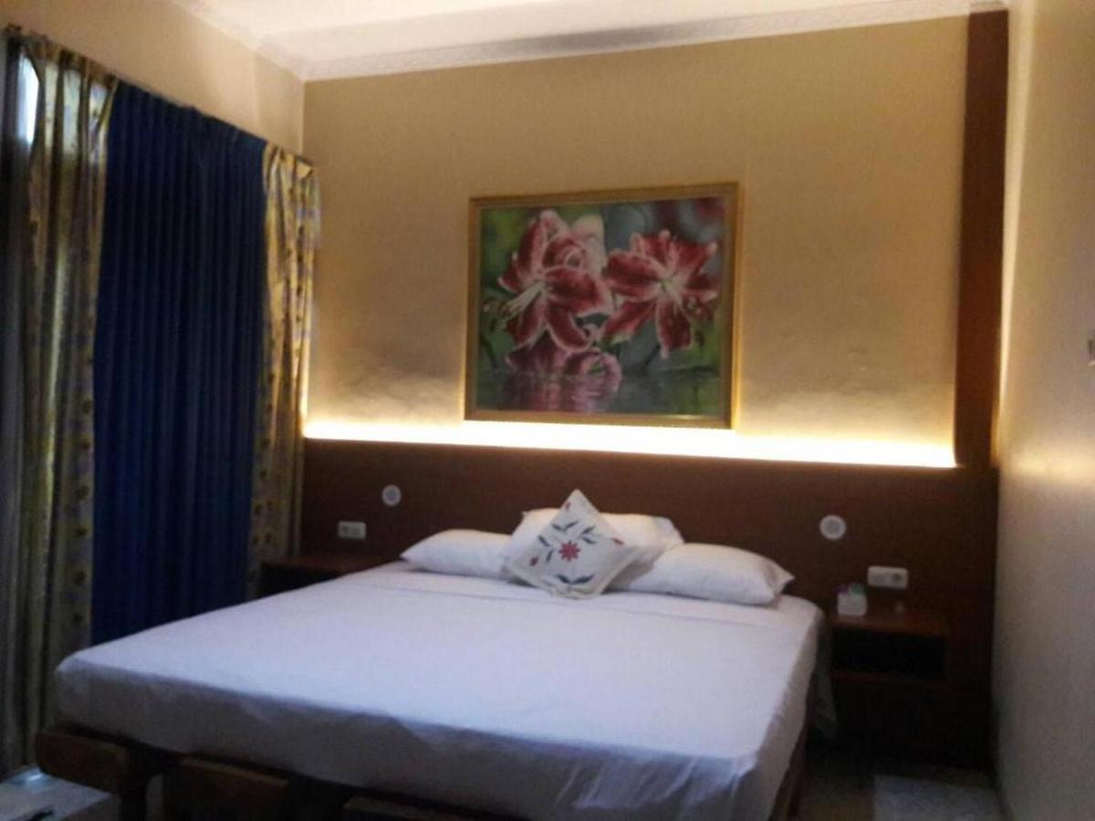 Mango House Semarang Redpartner Ξενοδοχείο Εξωτερικό φωτογραφία