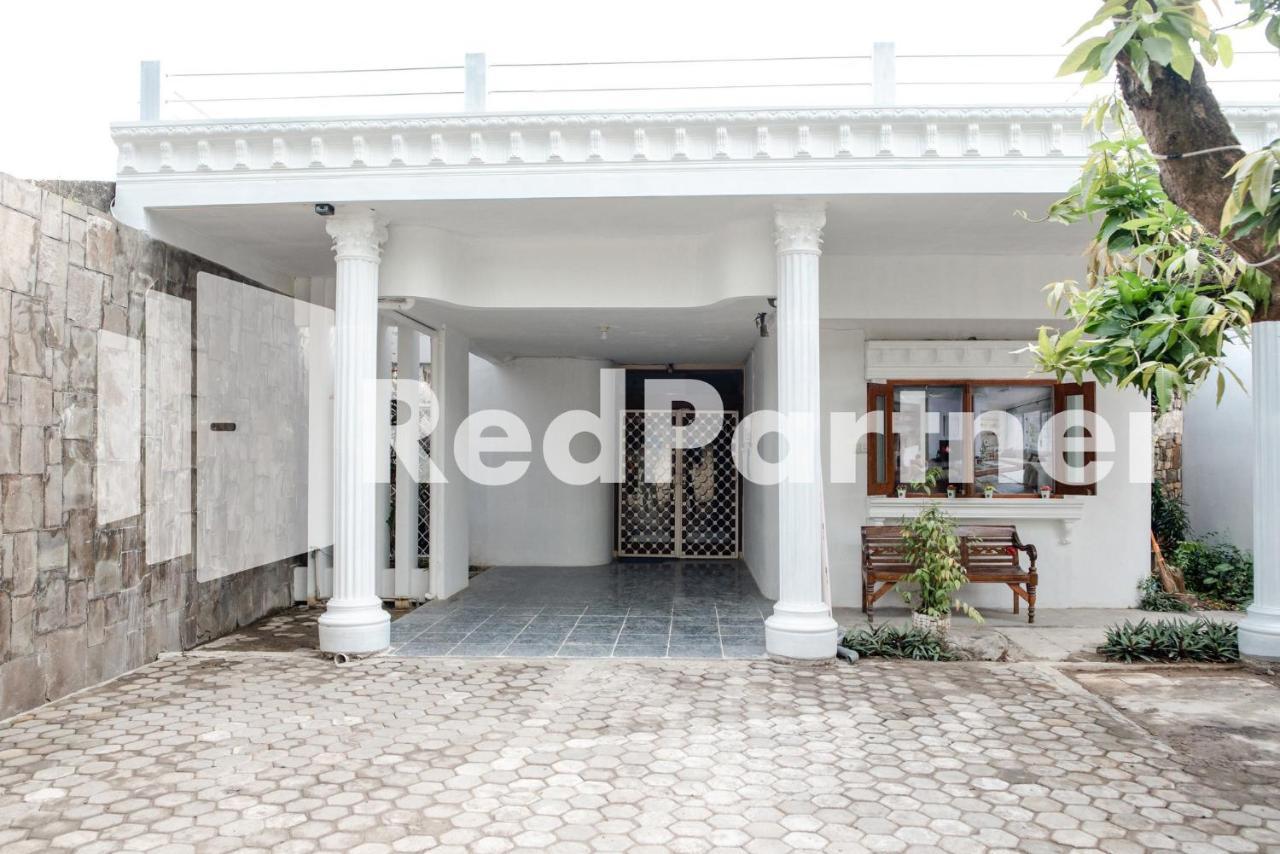 Mango House Semarang Redpartner Ξενοδοχείο Εξωτερικό φωτογραφία