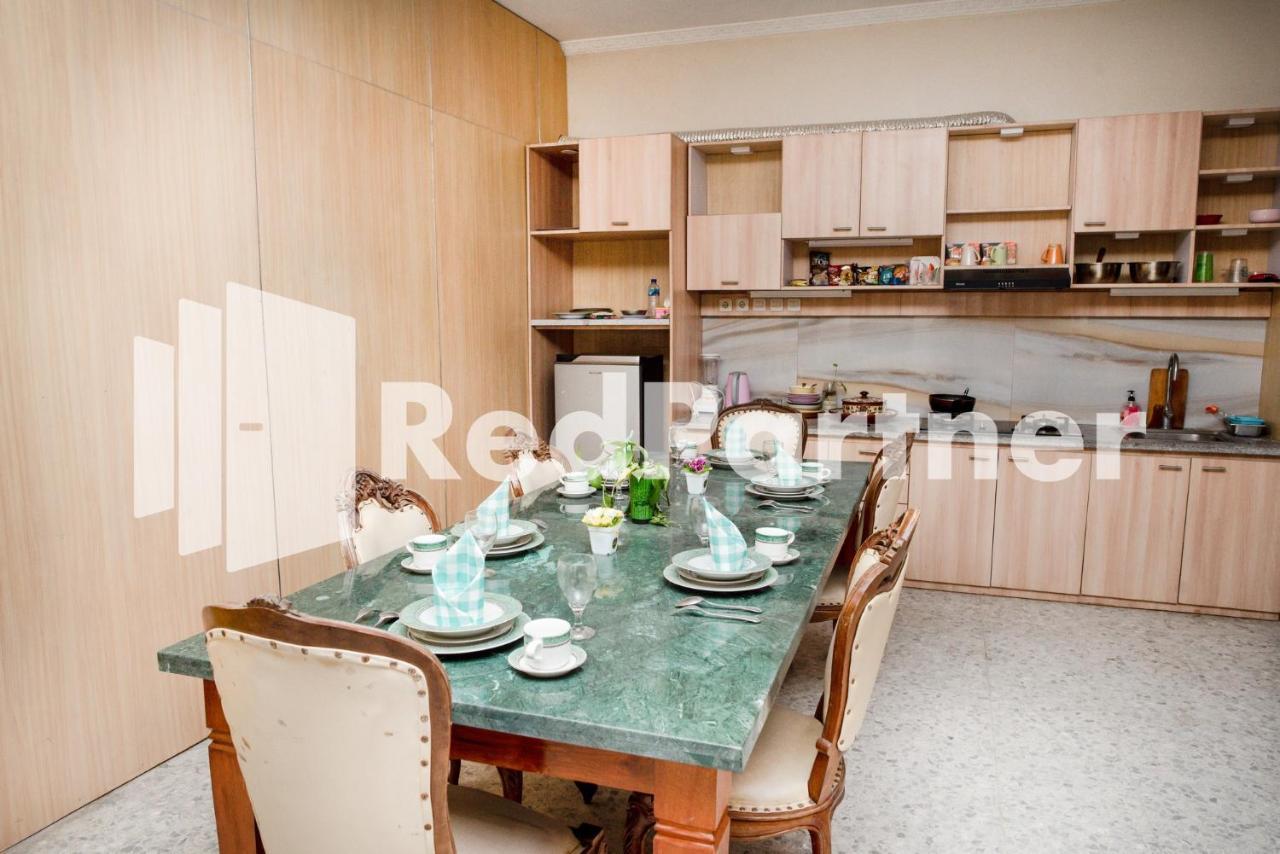 Mango House Semarang Redpartner Ξενοδοχείο Εξωτερικό φωτογραφία