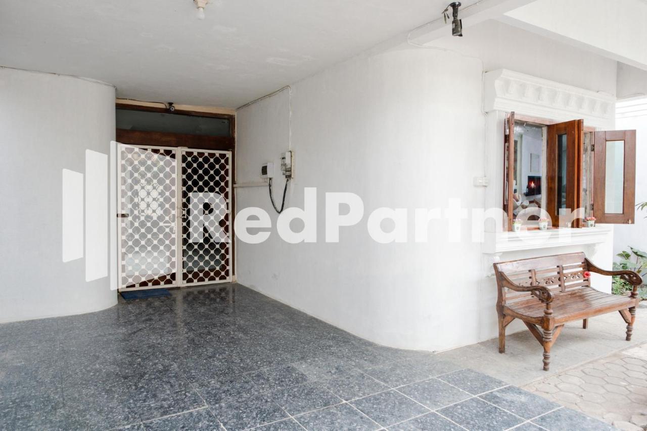 Mango House Semarang Redpartner Ξενοδοχείο Εξωτερικό φωτογραφία
