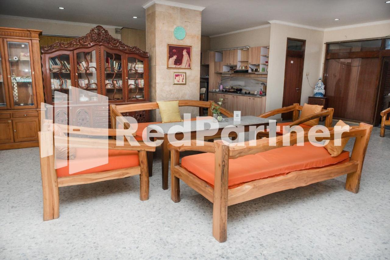 Mango House Semarang Redpartner Ξενοδοχείο Εξωτερικό φωτογραφία