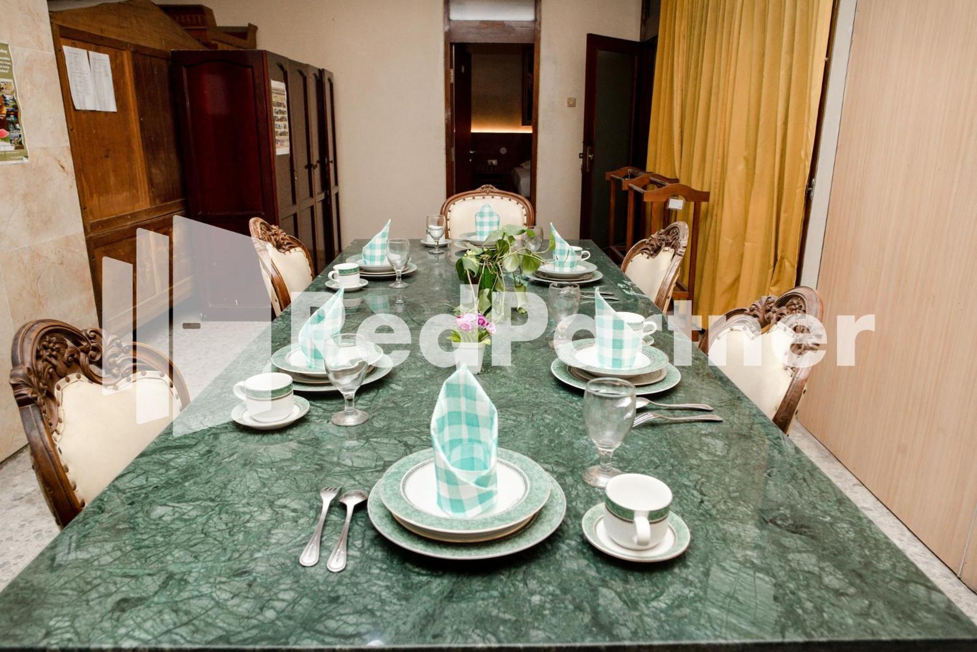 Mango House Semarang Redpartner Ξενοδοχείο Εξωτερικό φωτογραφία